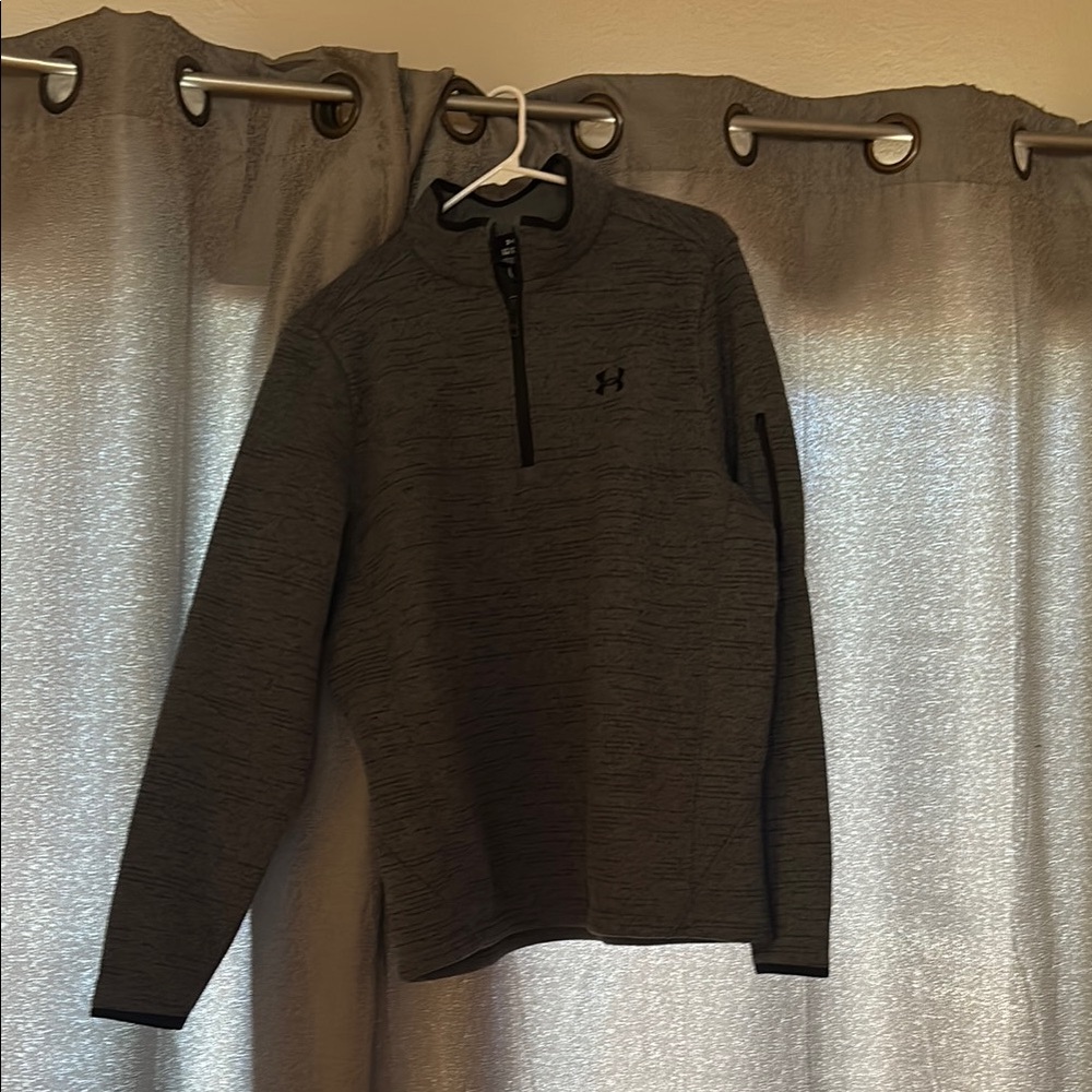 Under Armour Charcoal Performance Pullover - image 1